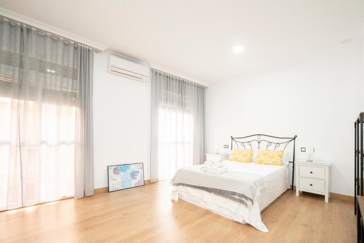 Alohamundi Olavide Apartment เซบีญา ภายนอก รูปภาพ